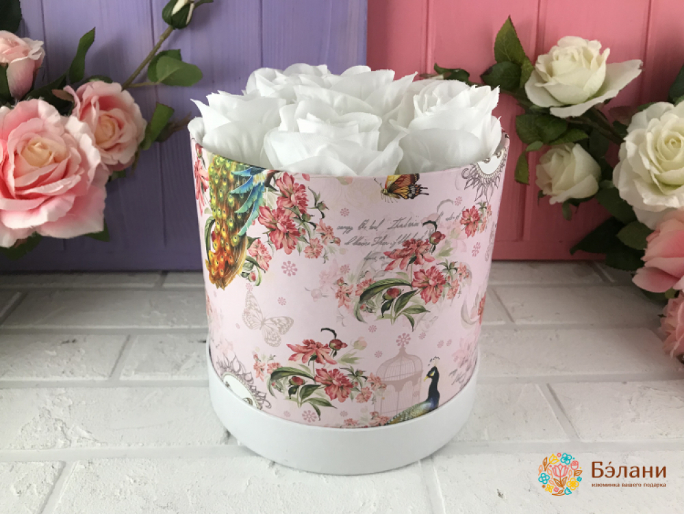 Рожева капелюшна коробка "Павич"