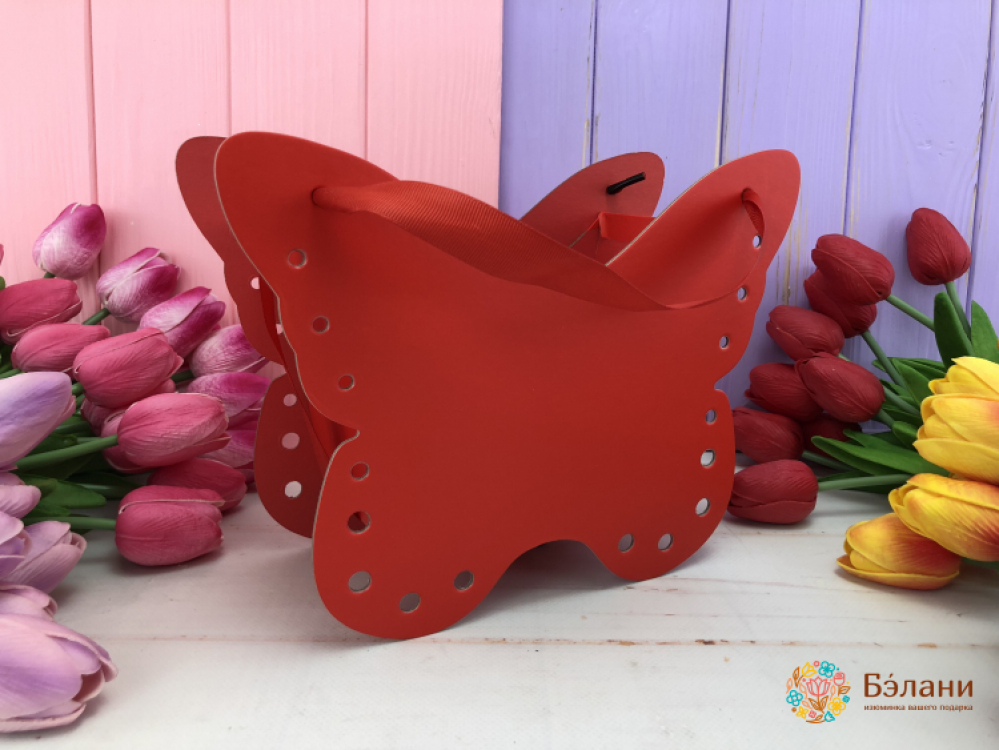 Коробка для цветов "Бабочка" красная