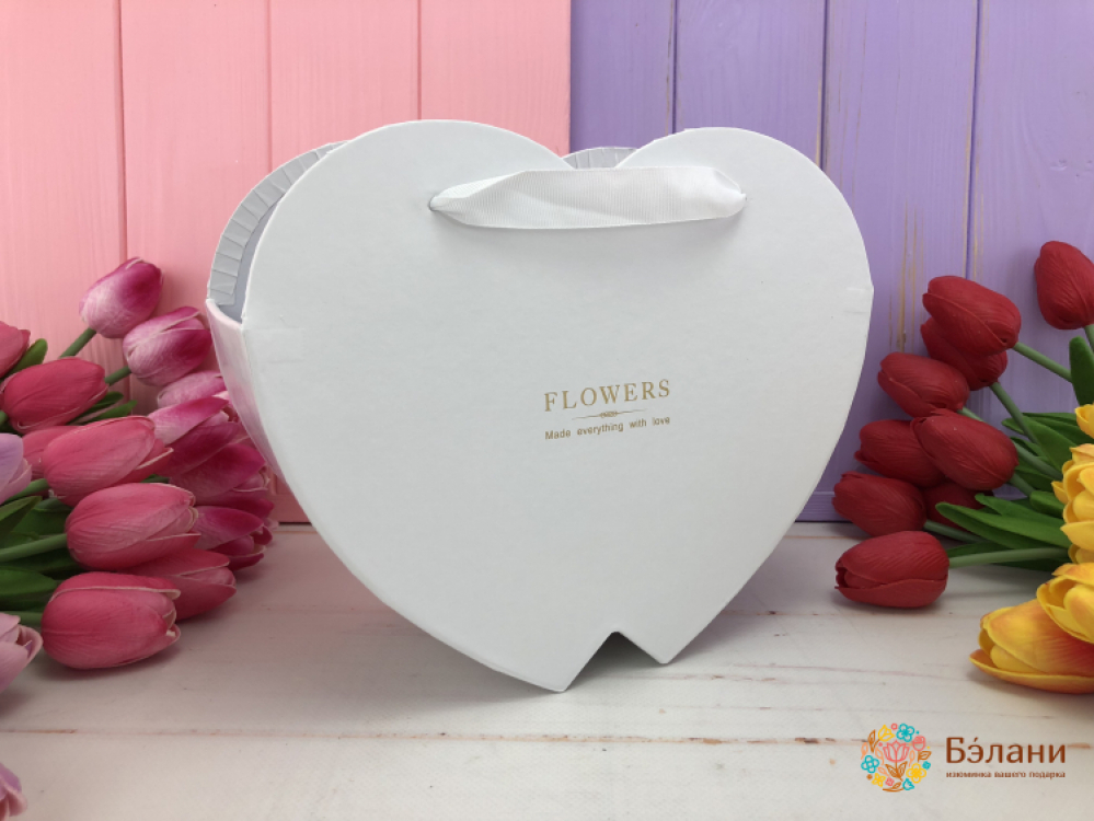 Коробка для цветов "With love" белый