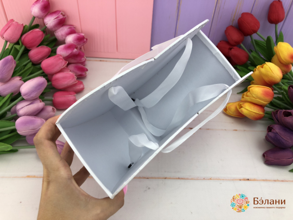 Коробка для цветов "With love" белый | 2