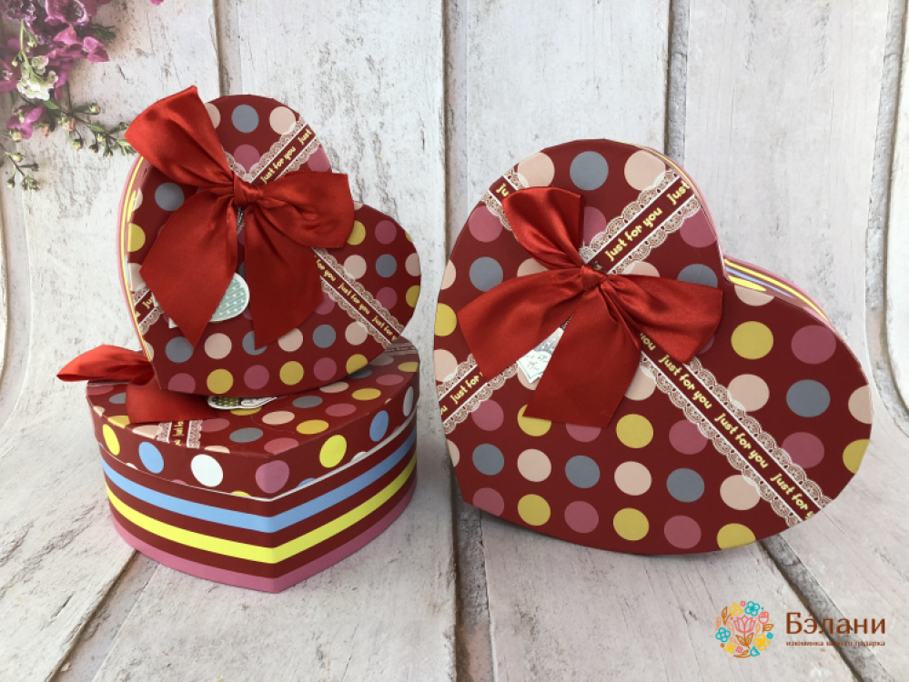 Коробка в форме сердца "Bubbles" красная