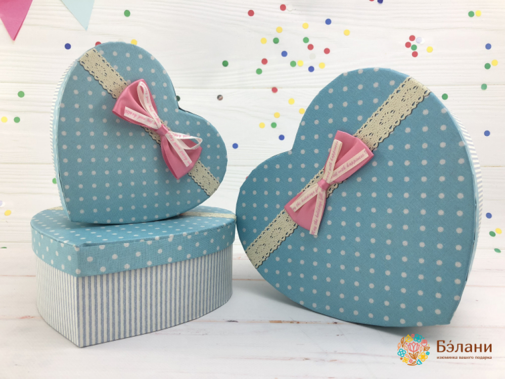 Коробка в форме сердца "Кружевная лента" синяя