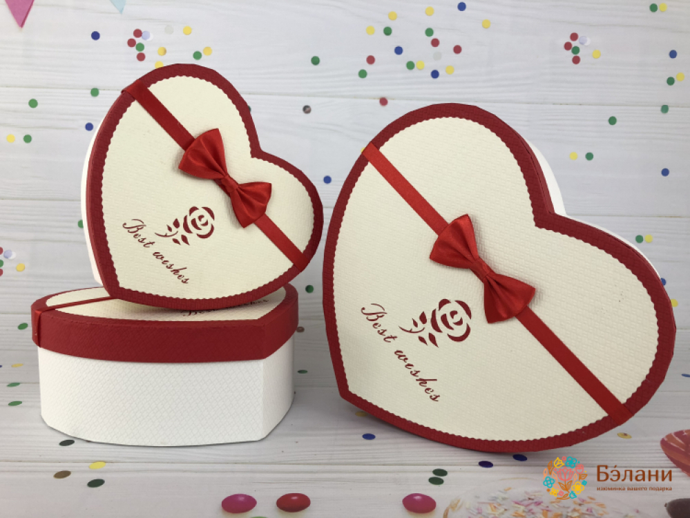 Коробка в форме сердца "Rose" белая