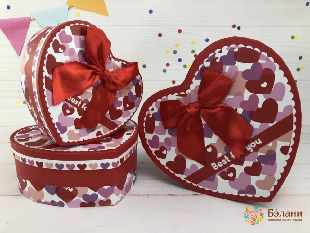 Коробка в форме сердца "Cloud of Hearts" красная