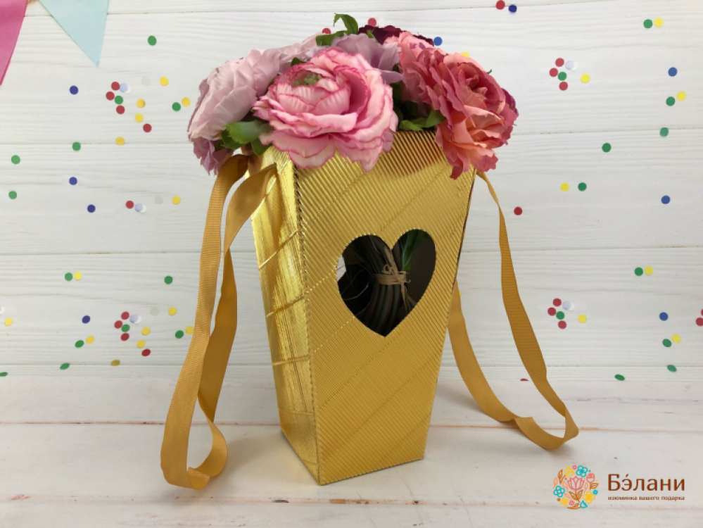 Складная флористическая коробка "Love inside золотая