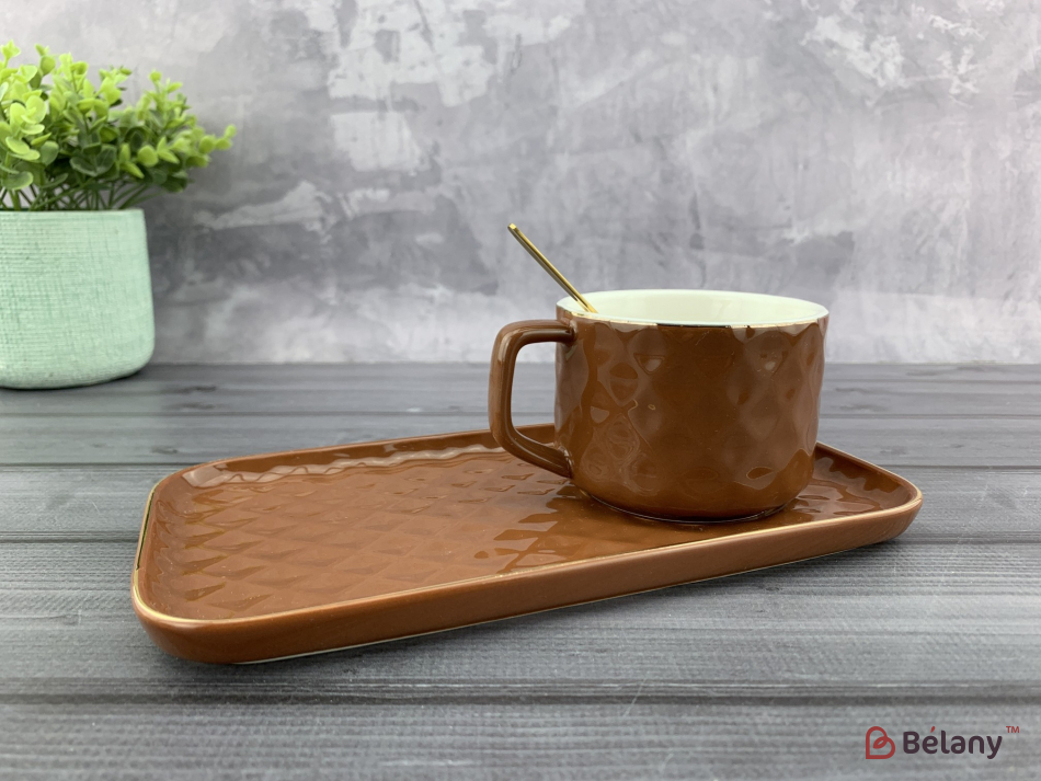 Керамічна чашка "Waves" молочний шоколад