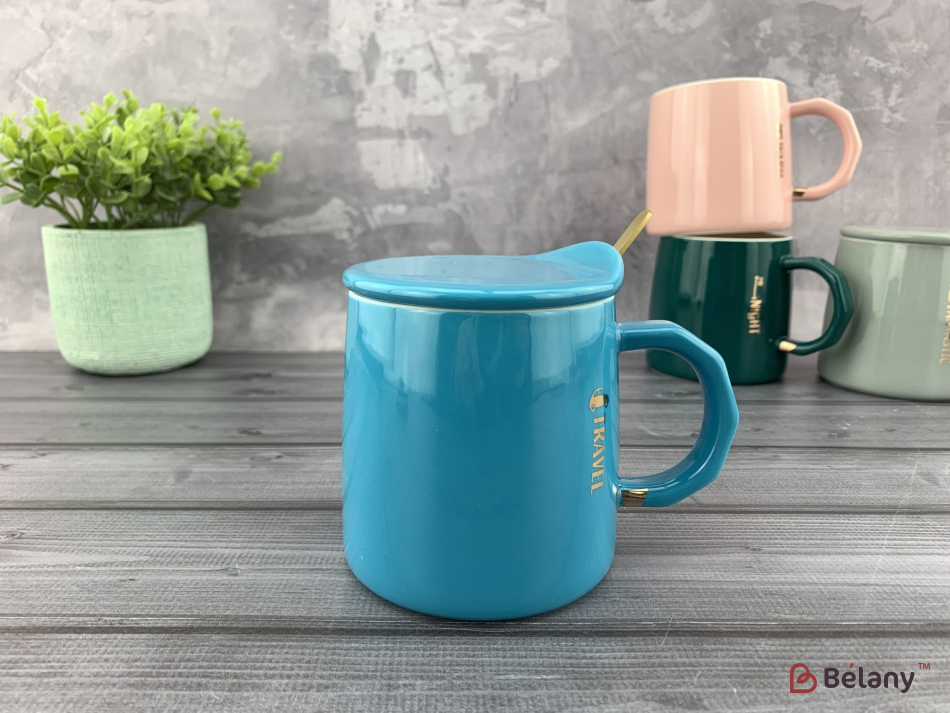 Керамічна чашка "Gold words" блакитна