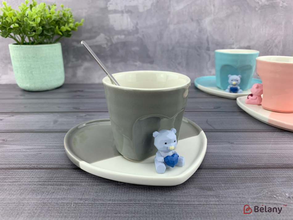 Керамічна чашка "Lovely bear" сіра