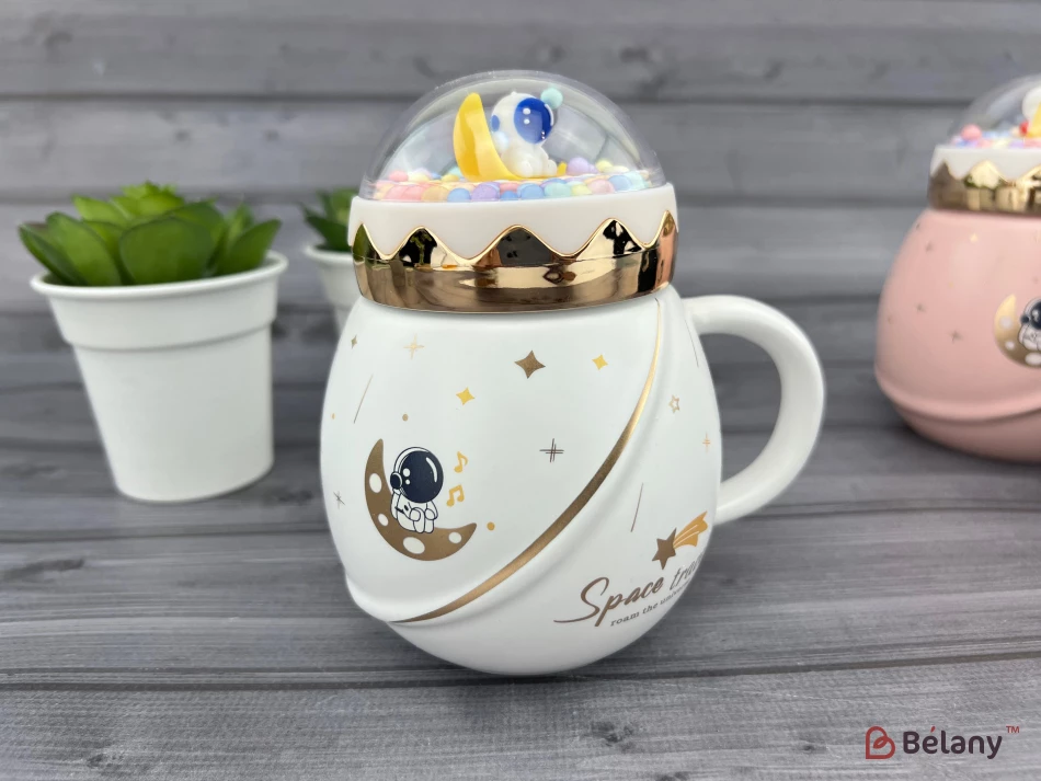Керамическая чашка "Lost in Space" белая