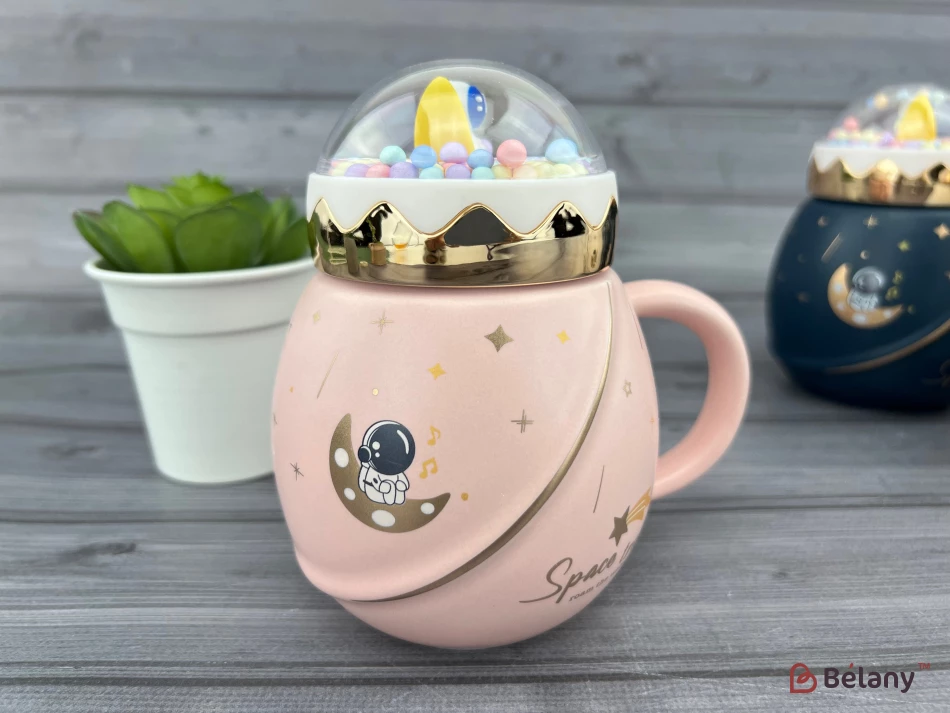 Керамическая чашка "Lost in Space" розовая