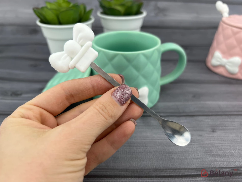 Керамічна чашка "Softy bow" м'ята | 3