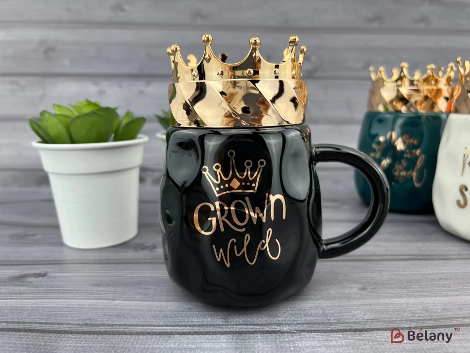 Керамическая чашка "Crowny" черная