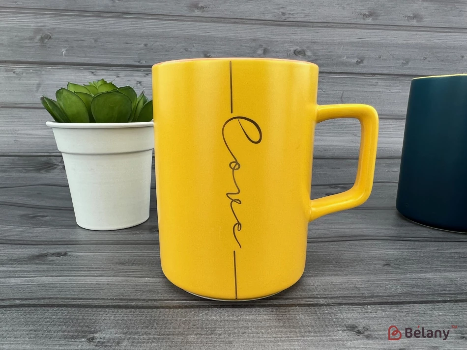 Керамическая чашка "Deep Love" манго