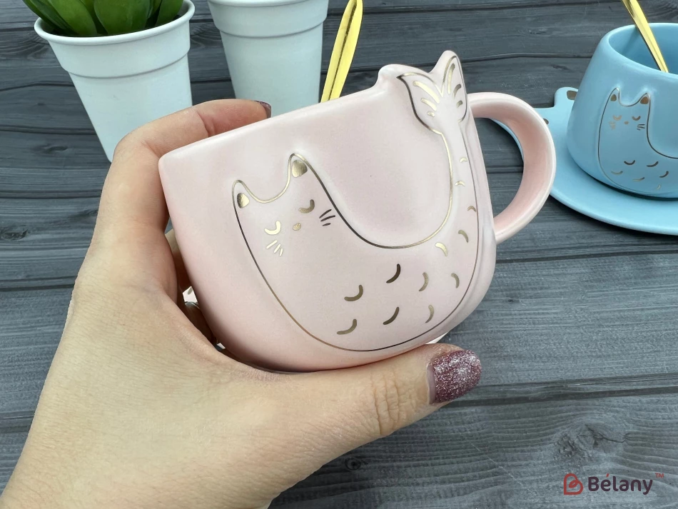 Керамическая чашка с блюдцем "Fishcat" розовая | 2