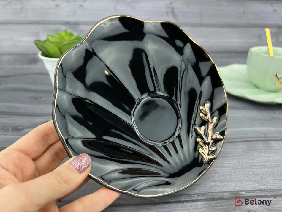 Керамічна чашка із блюдцем "Reef" чорна | 4