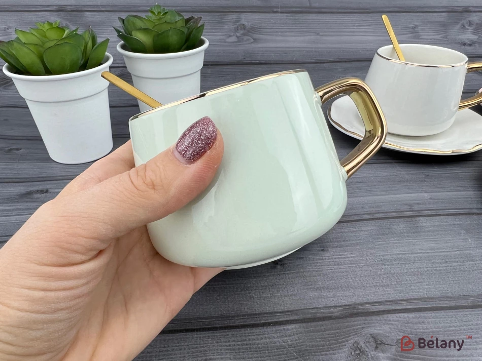 Керамическая чашка с блюдцем "Gold edge" ментол | 2