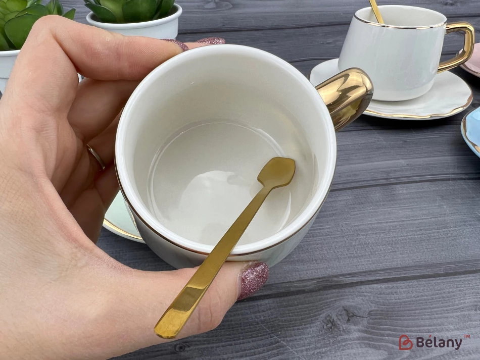 Керамическая чашка с блюдцем "Gold edge" ментол | 3