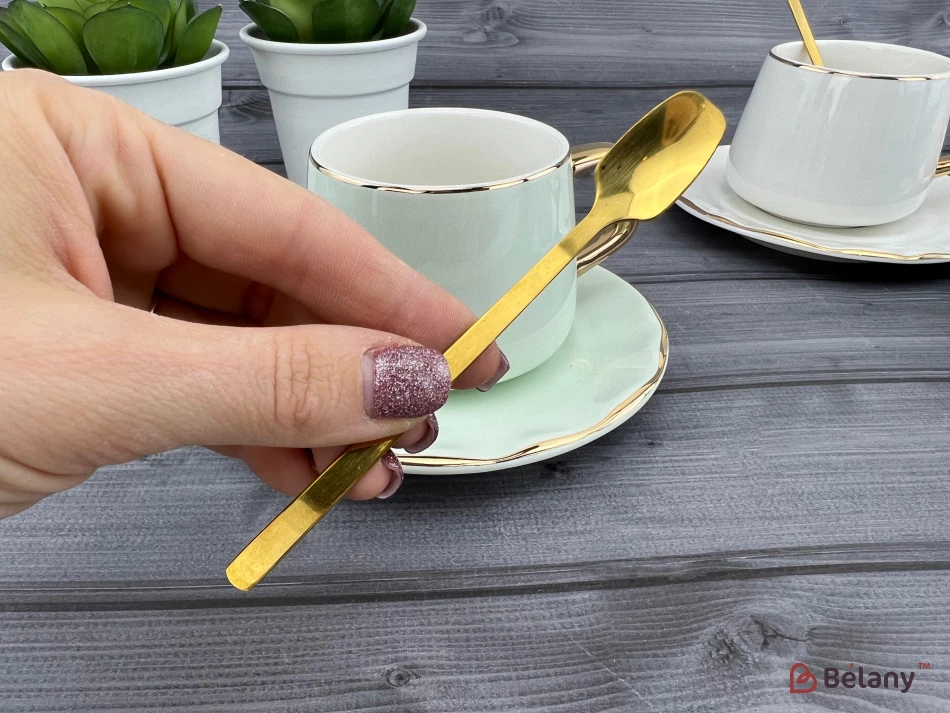 Керамическая чашка с блюдцем "Gold edge" белая | 4