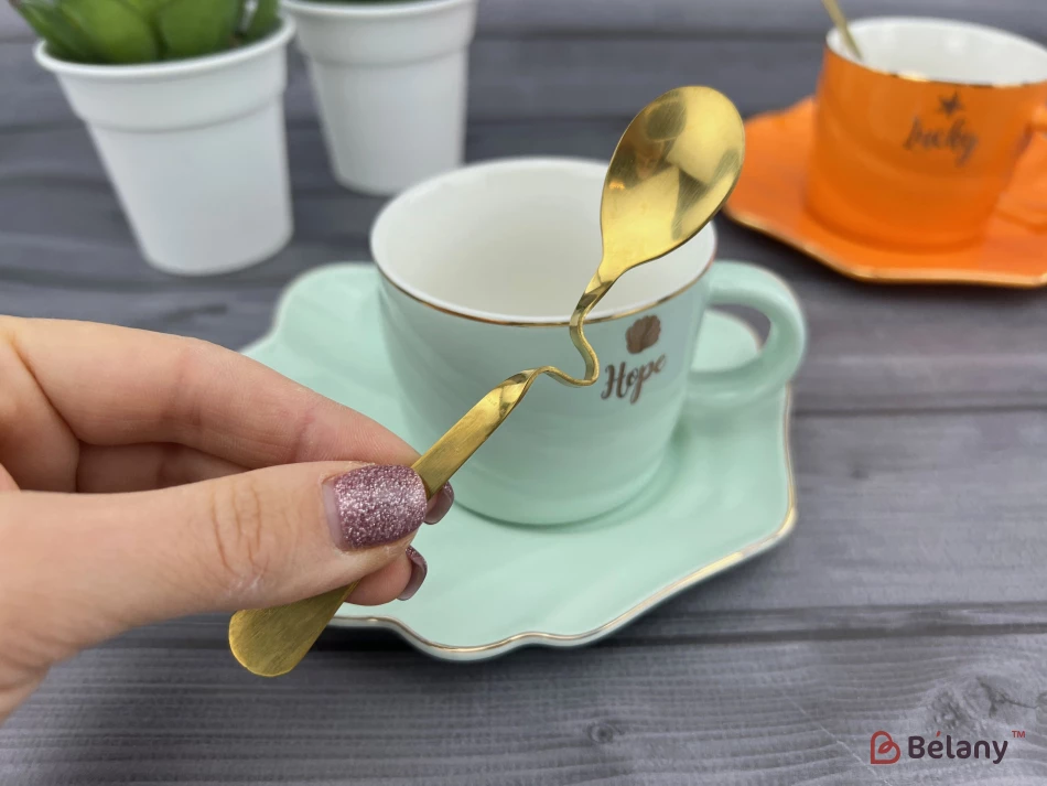 Керамічна чашка з блюдцем "Color Shell" ментол | 3