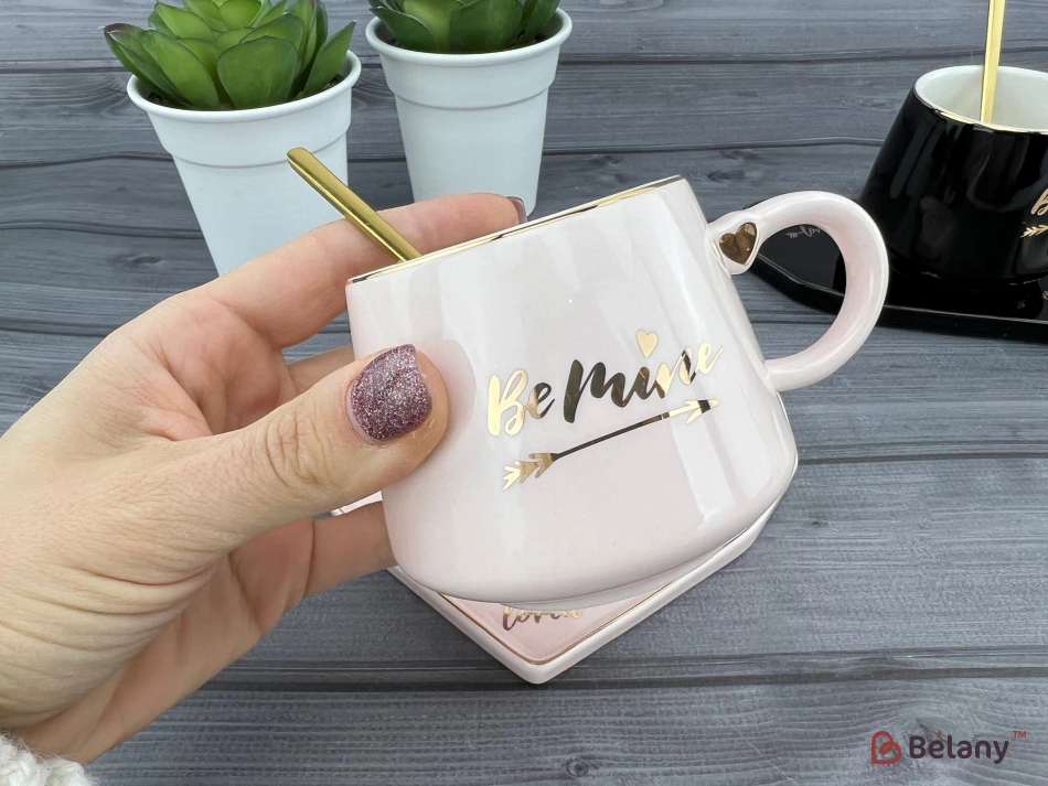 Керамическая чашка с блюдцем "Be mine" розовая | 2