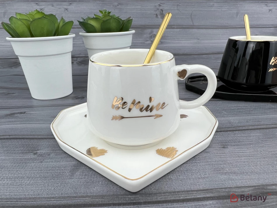 Керамическая чашка с блюдцем "Be mine" белая