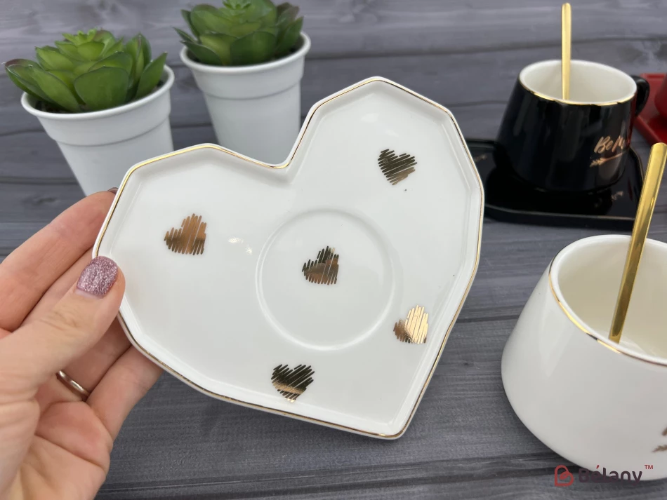 Керамическая чашка с блюдцем "Be mine" белая | 3