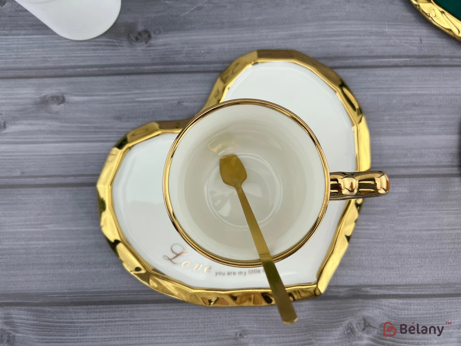 Керамическая чашка с блюдцем "Deep Gold heart" белая | 3