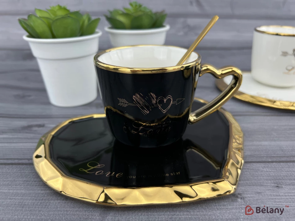 Керамическая чашка с блюдцем "Deep Gold heart" черная