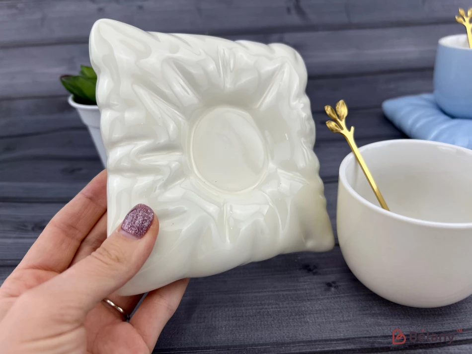 Керамическая чашка с блюдцем "Cup on pillow" молочная | 4
