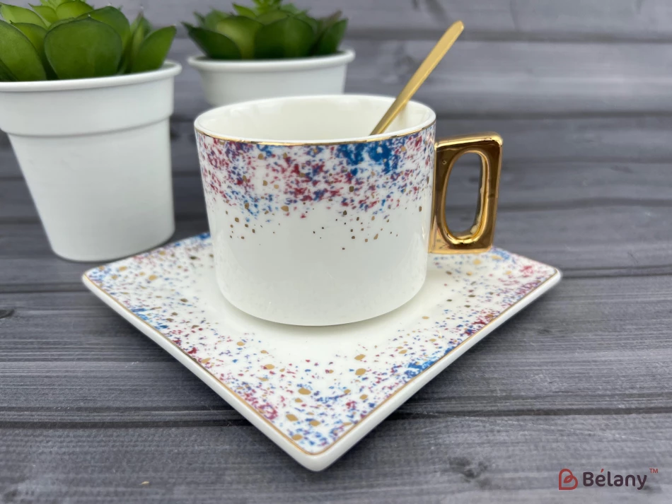 Керамічна чашка із блюдцем "Space Dust" біла