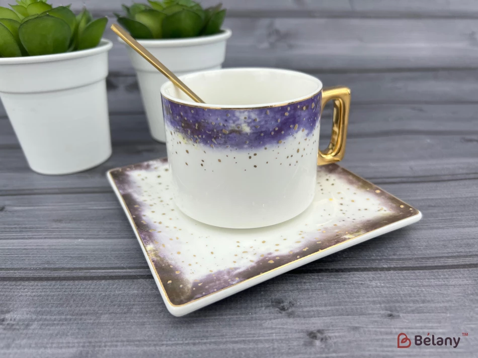 Керамічна чашка із блюдцем "Space Dust" лілова