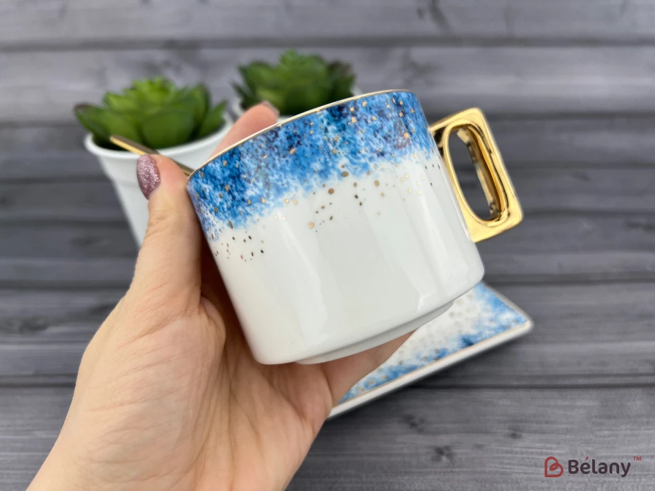 Керамічна чашка із блюдцем "Space Dust" блакитна | 2