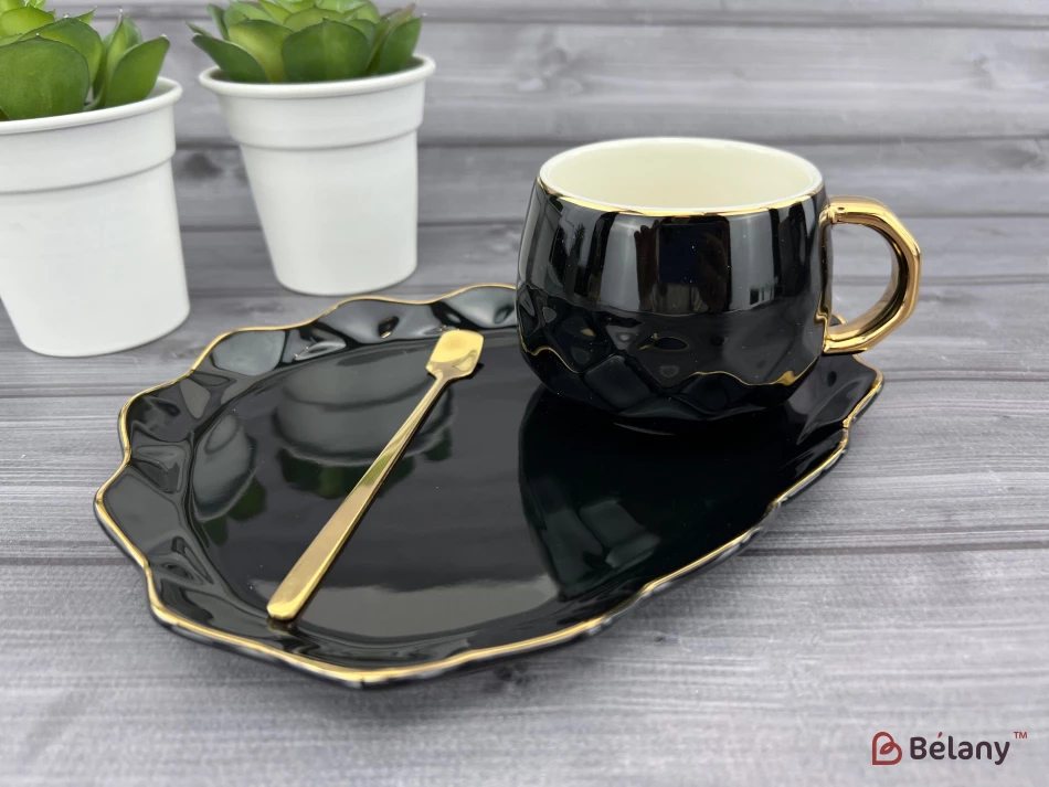 Керамічна чашка із блюдцем "Oyster" чорна