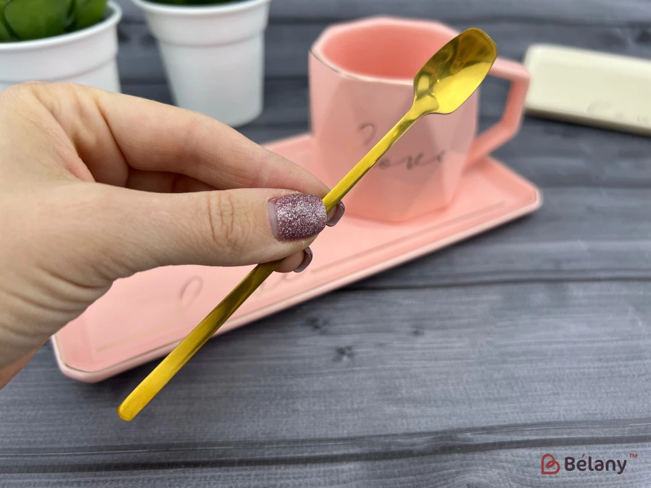 Керамічна чашка з блюдцем "Love it" рожева | 4