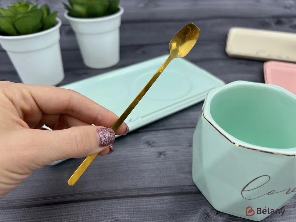 Керамічна чашка із блюдцем "Love it" блакитна | 3