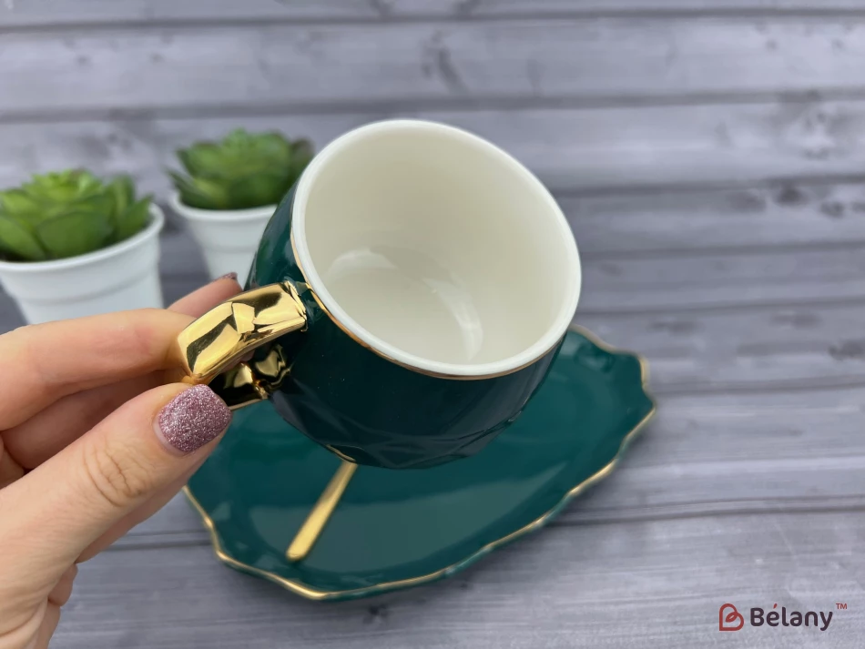 Керамическая чашка с блюдцем "Oyster" изумруд | 3