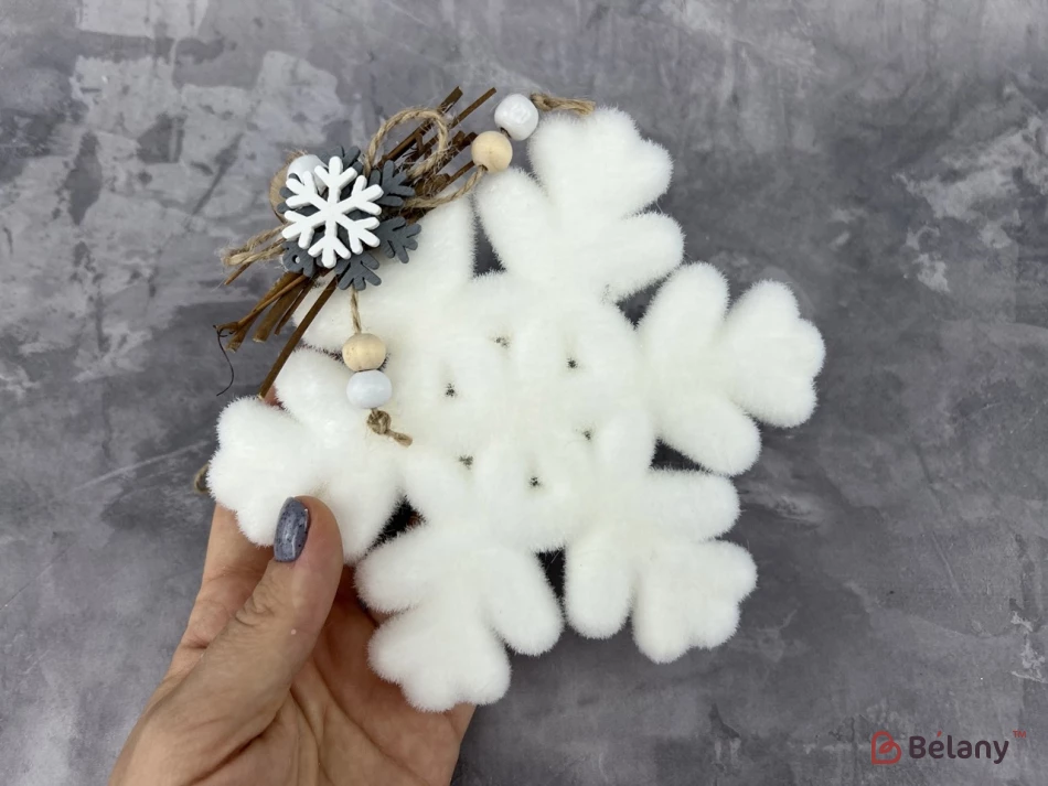 Підвісна сніжинка "Snowflake" біла | 2
