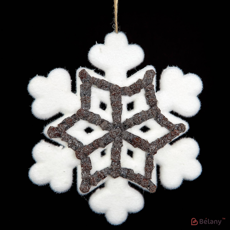 Сніжинка з декором із шишки \ підвісна