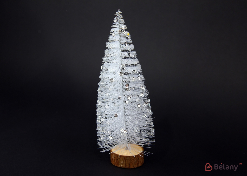 Декор "Ялинка з паєткоами" S біла