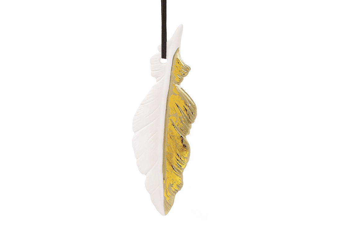 Підвіска порцелянова Перо 15.6см