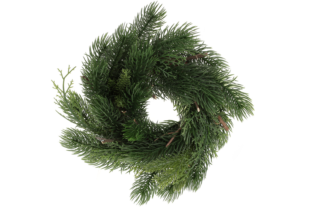 Вінок новорічний із зеленої хвої 25см