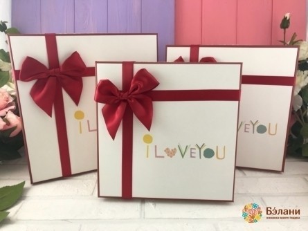 Подарочная коробка с бантом "i love you"
