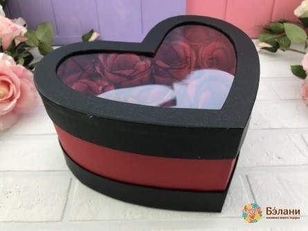 Коробка в форме сердца "Heart twist" черная