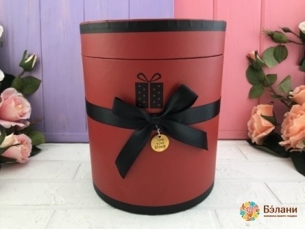 Круглая коробка "Present" красная