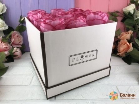 Коробка "Flower" бежевая