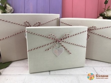 Подарочная коробка "Texture" белая L