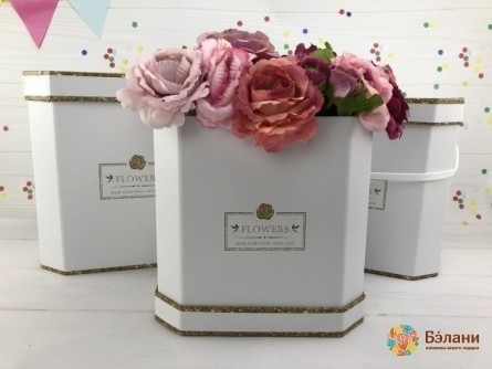 Коробка для цветов "King box" белая
