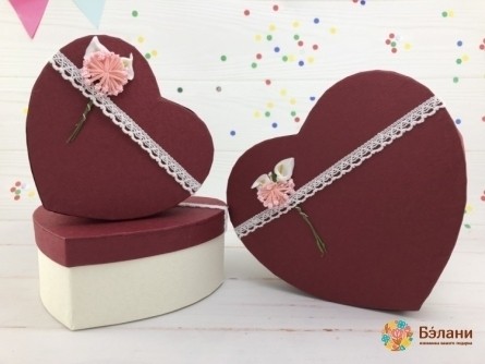 Коробка в форме сердца "With flower" бордо