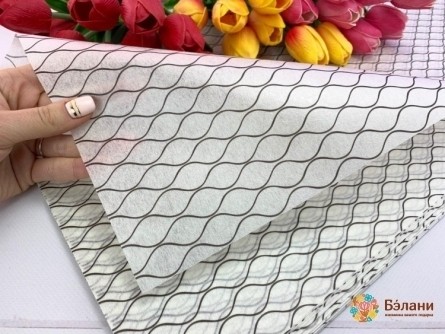 Ламинированный фетр "Ромбики" черная