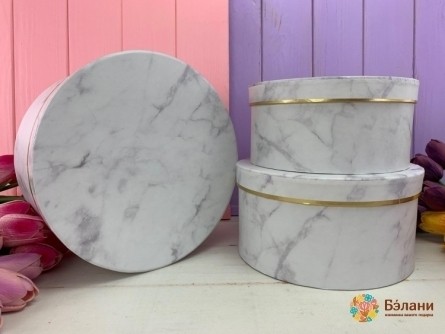 Круглая коробка "Marble" белая